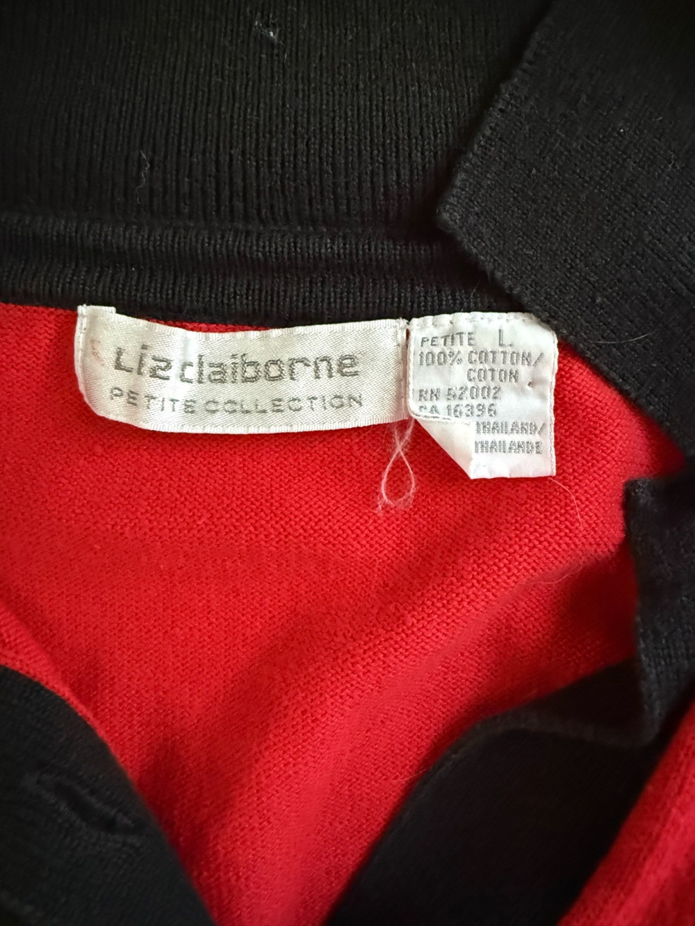 Vintage 90s Red Black Blouse Gold Button Preppy Old Money 100% Cotton Petite L - Picture 5 of 5